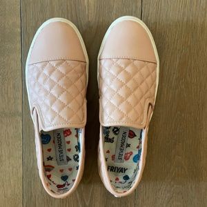 Steve Madden Blush Slip on Shoes- Size 5